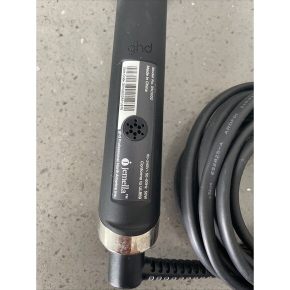ghd Glide Black Smoothing Hot Brush Model B1C002 W Dual Ceramic Technology works - Picture 7 of 8